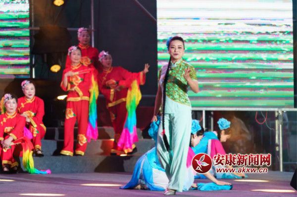 紫陽舉辦陜南陜北民歌交流展演2_meitu_2.jpg